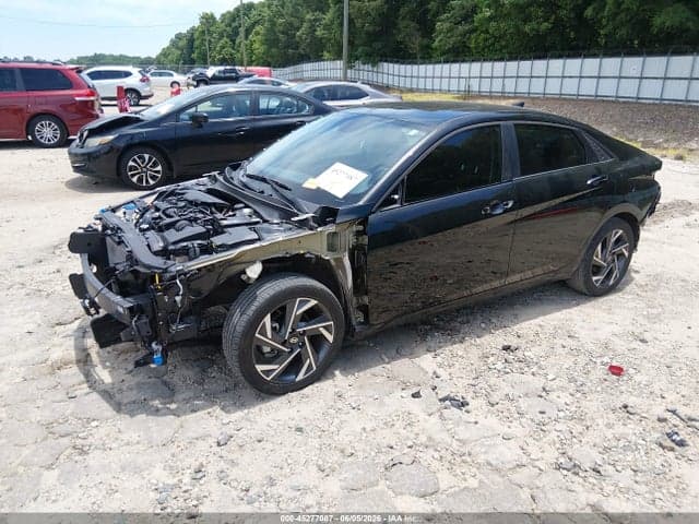 2024 HYUNDAI ELANTRA SEL 2