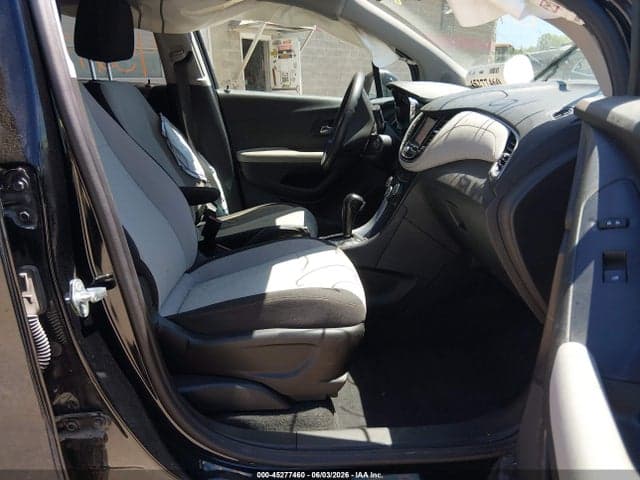 2020 CHEVROLET TRAX AWD LS 5