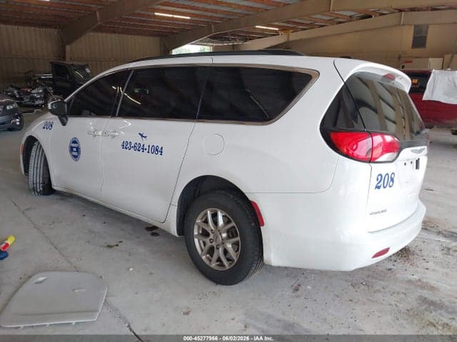 2021 CHRYSLER VOYAGER LXI 4