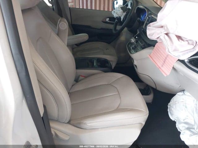 2021 CHRYSLER VOYAGER LXI 6