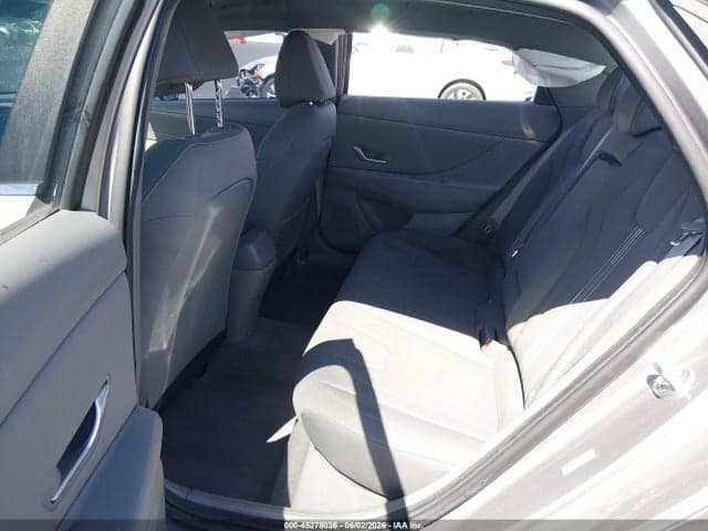 2021 HYUNDAI ELANTRA SEL 8