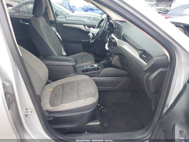 2020 FORD ESCAPE SE 5