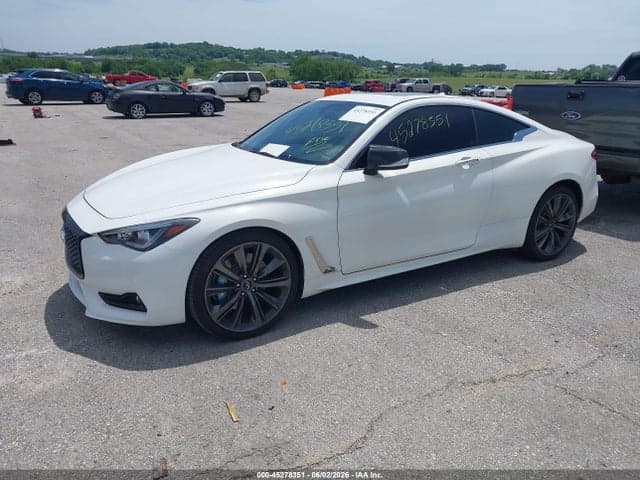 2020 INFINITI Q60 LUXE 2