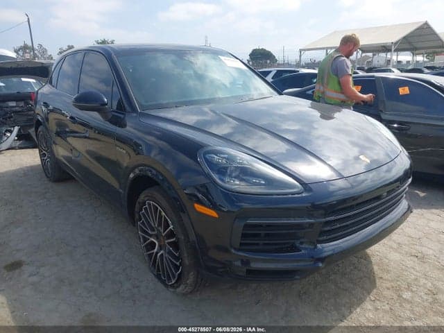 2021 PORSCHE CAYENNE E-HYBRID