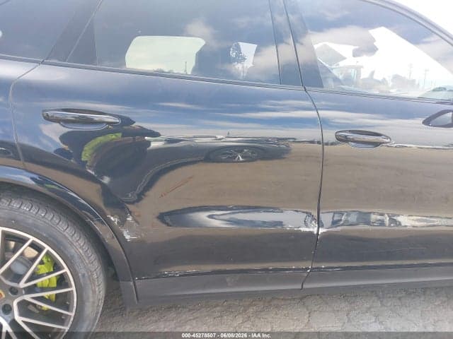 2021 PORSCHE CAYENNE E-HYBRID 6
