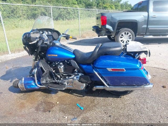 2017 HARLEY-DAVIDSON FLHTK ULTRA LIMITED 13