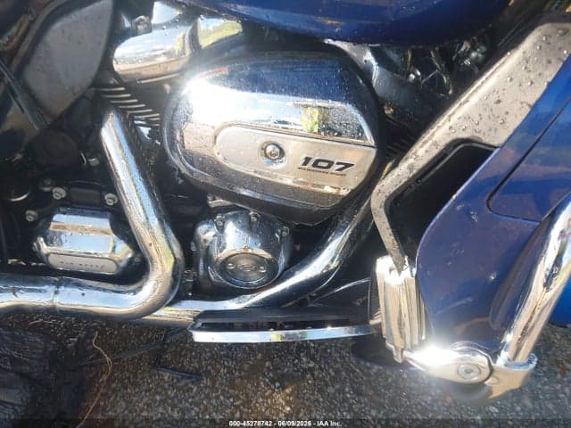 2017 HARLEY-DAVIDSON FLHTK ULTRA LIMITED 8
