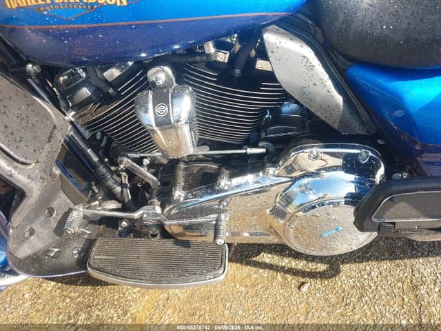 2017 HARLEY-DAVIDSON FLHTK ULTRA LIMITED 9