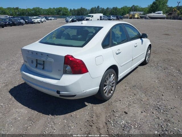 2010 VOLVO S40 2.4I 4