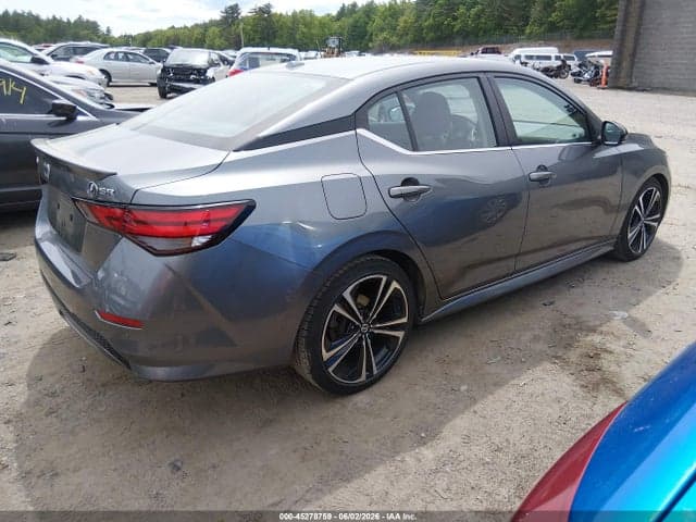 2022 NISSAN SENTRA SR XTRONIC CVT 4