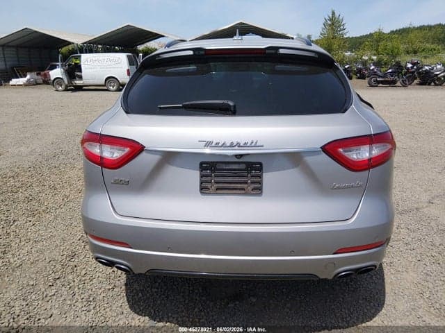 2018 MASERATI LEVANTE S GRANSPORT 16