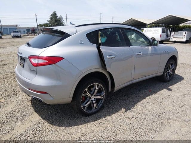 2018 MASERATI LEVANTE S GRANSPORT 4