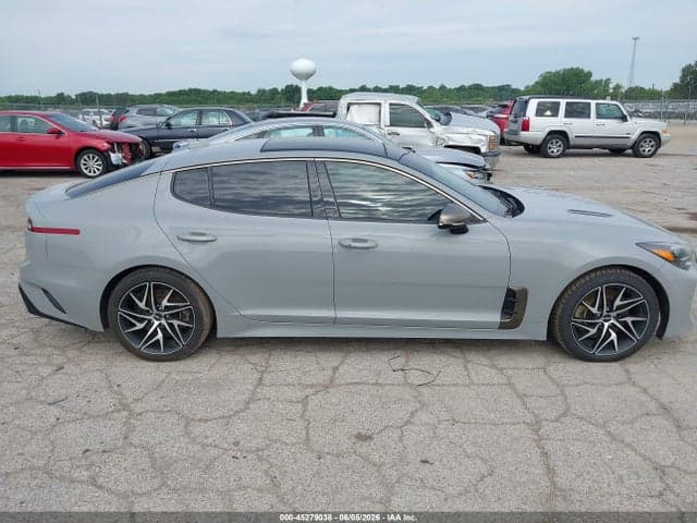 2022 KIA STINGER GT-LINE 13