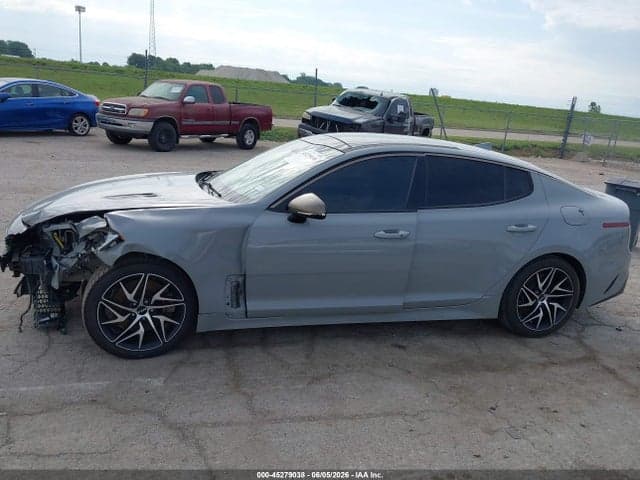 2022 KIA STINGER GT-LINE 14
