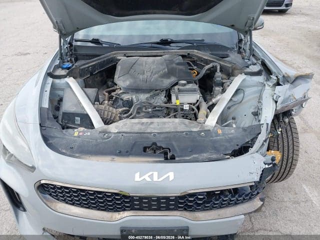 2022 KIA STINGER GT-LINE 10
