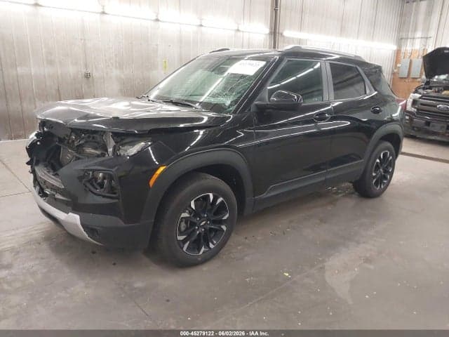 2022 CHEVROLET TRAILBLAZER AWD LT 2