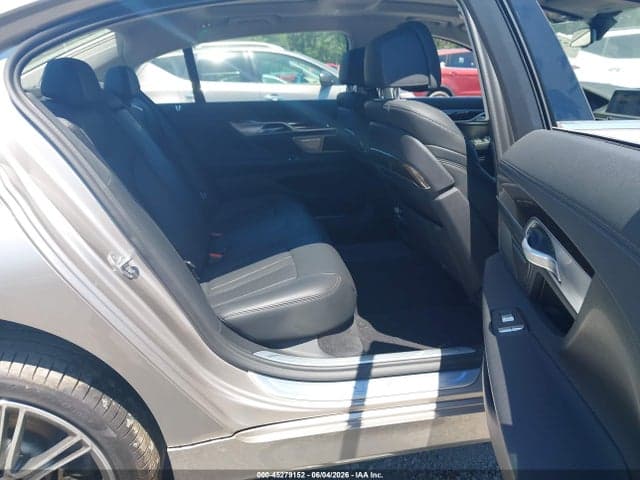 2021 BMW 740I XDRIVE 8