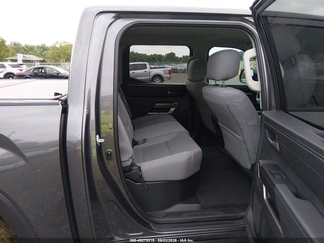 2024 TOYOTA TUNDRA SR5 8