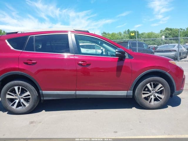 2018 TOYOTA RAV4 XLE 13
