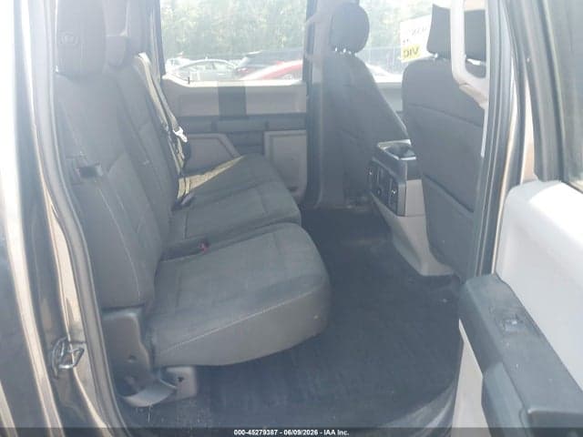 2017 FORD F-150 XL 8