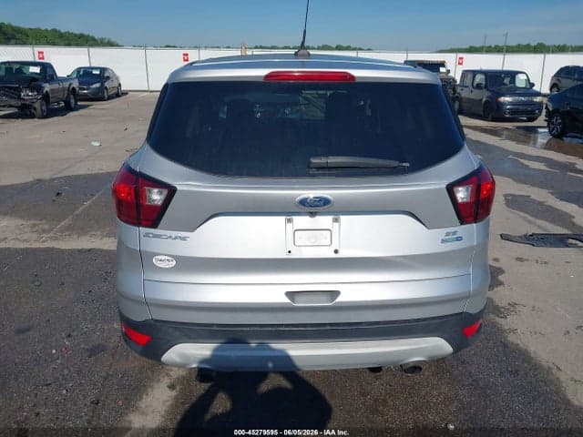 2019 FORD ESCAPE SE 16