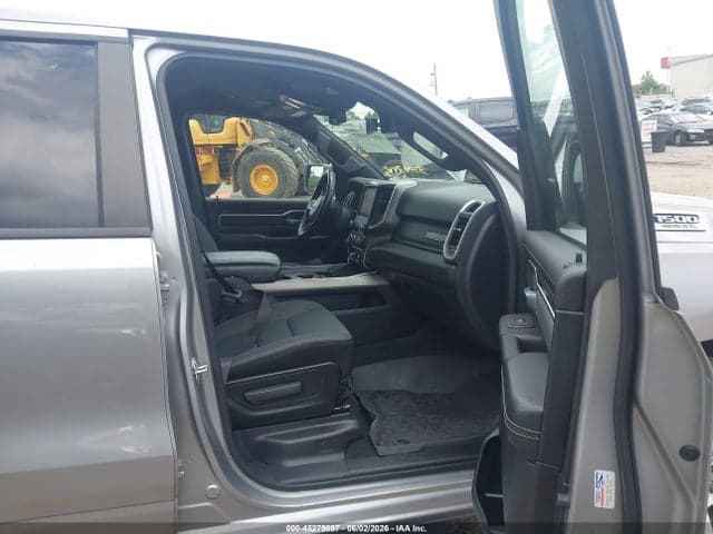 2022 RAM 1500 BIG HORN 4X2 6'4 BOX 5