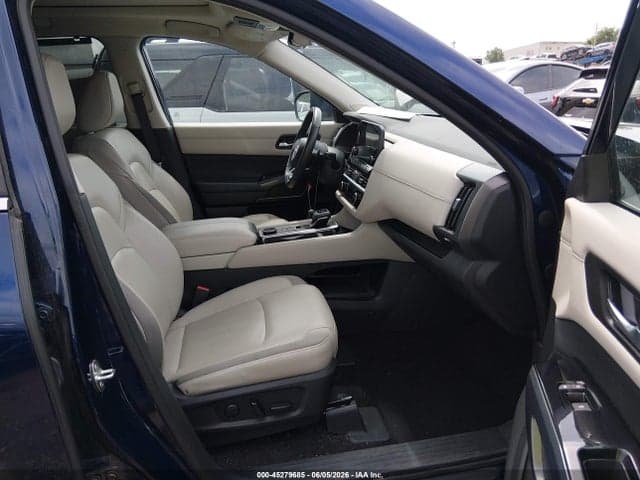 2023 NISSAN PATHFINDER SL 4WD 5