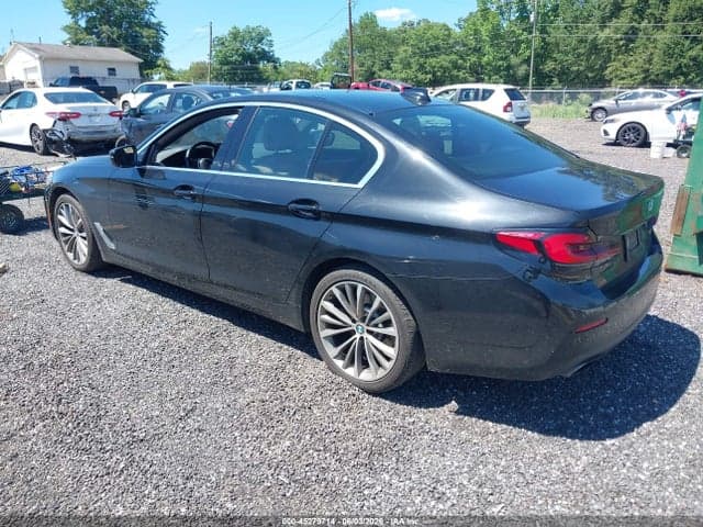 2021 BMW 530I 3