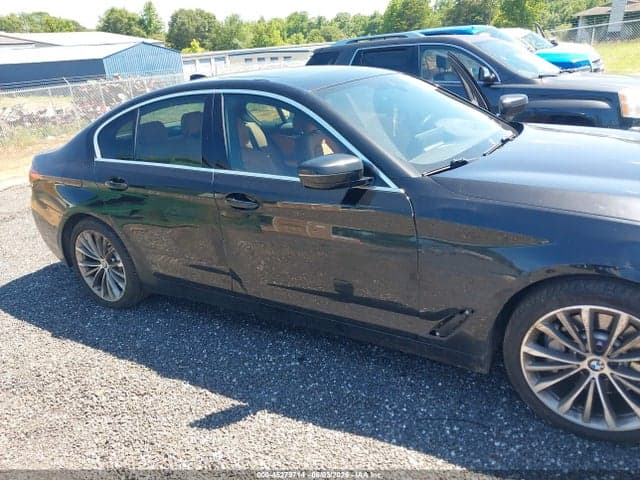 2021 BMW 530I 6