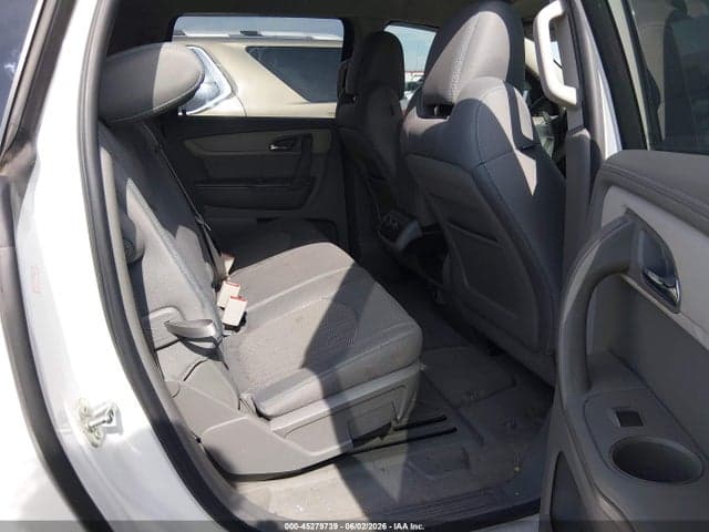 2017 CHEVROLET TRAVERSE LS 8
