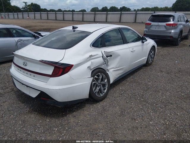 2021 HYUNDAI SONATA SEL 4