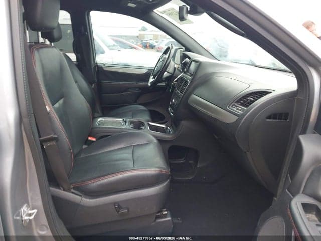 2019 DODGE GRAND CARAVAN GT 5