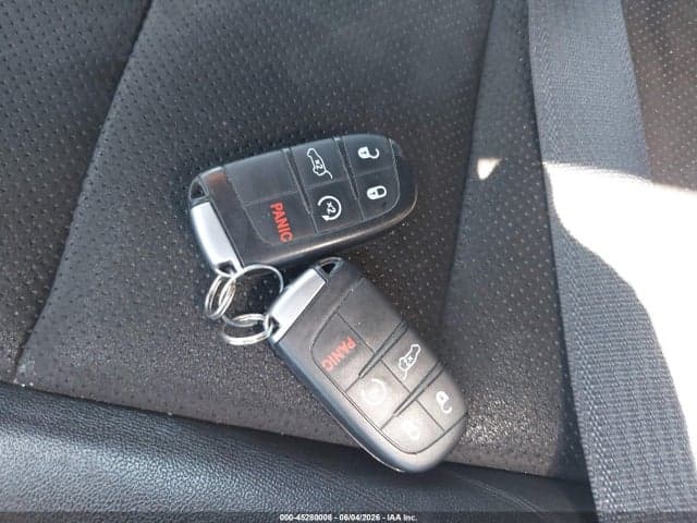 2021 JEEP GRAND CHEROKEE LAREDO X 4X4 12