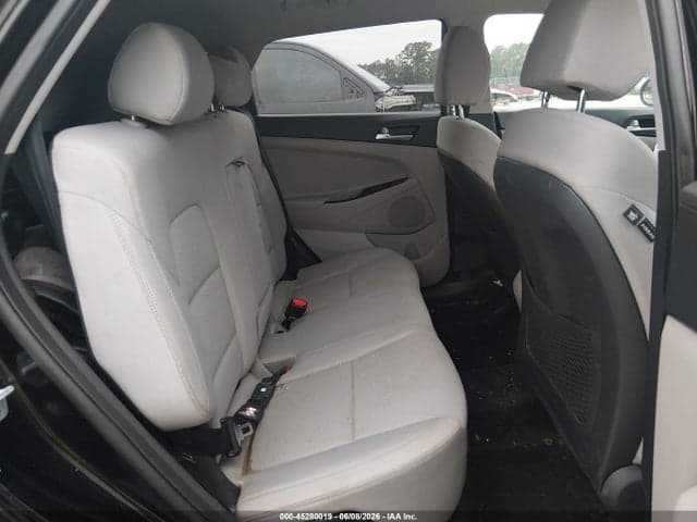 2019 HYUNDAI TUCSON SE 8