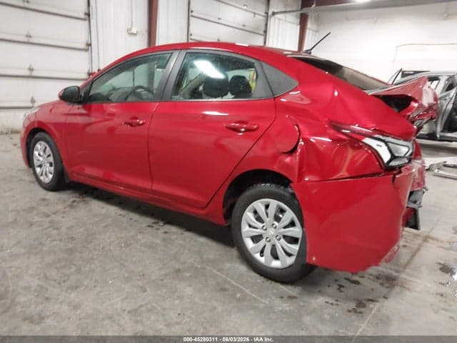 2022 HYUNDAI ACCENT SE 4