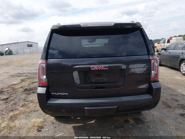 2017 GMC YUKON SLT 16