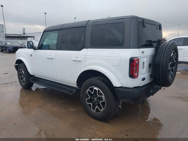 2025 FORD BRONCO OUTER BANKS 3