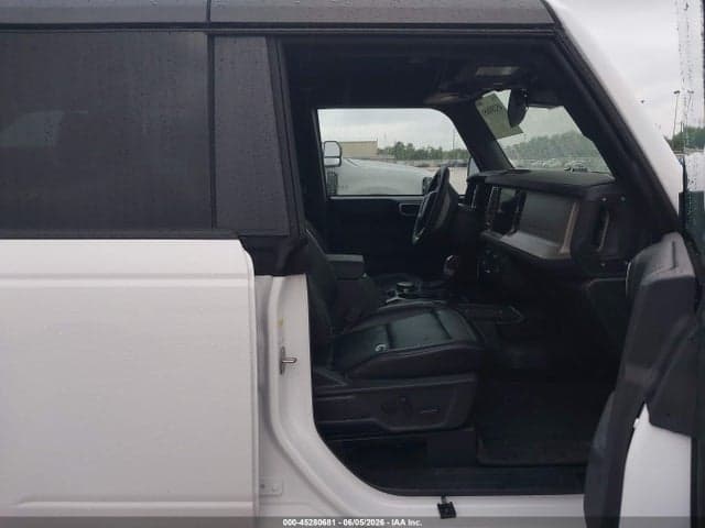 2025 FORD BRONCO OUTER BANKS 5
