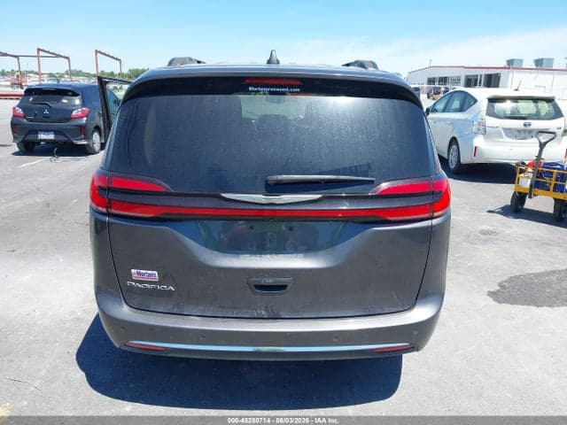 2022 CHRYSLER PACIFICA TOURING L 16