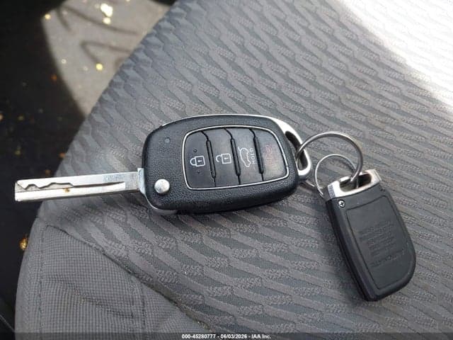 2017 HYUNDAI SANTA FE SPORT 2.4L 11