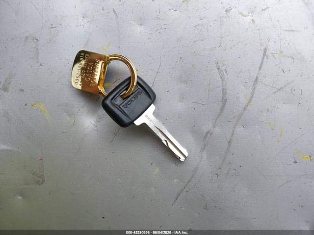 1998 VOLVO S70 GLT 11