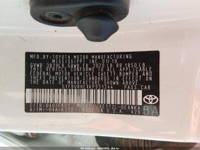2019 TOYOTA COROLLA LE 9