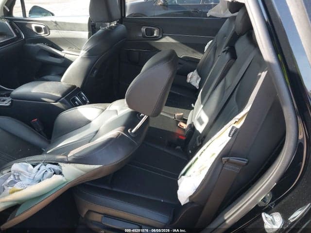 2024 KIA SORENTO S 8