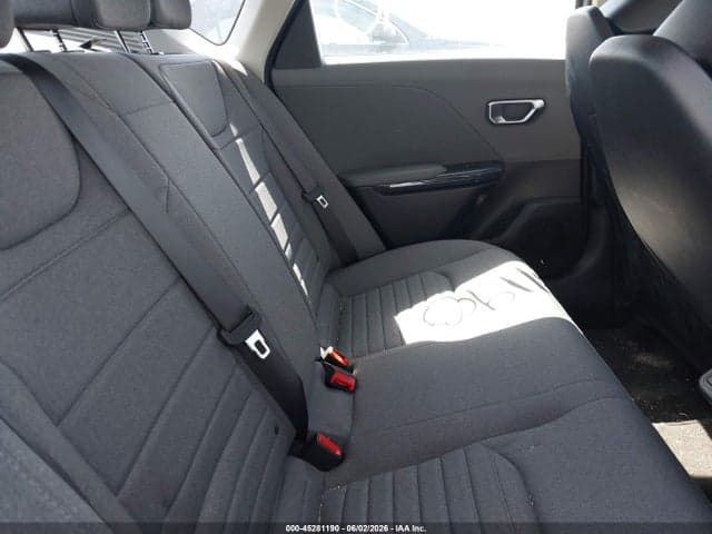 2025 KIA K4 EX 8