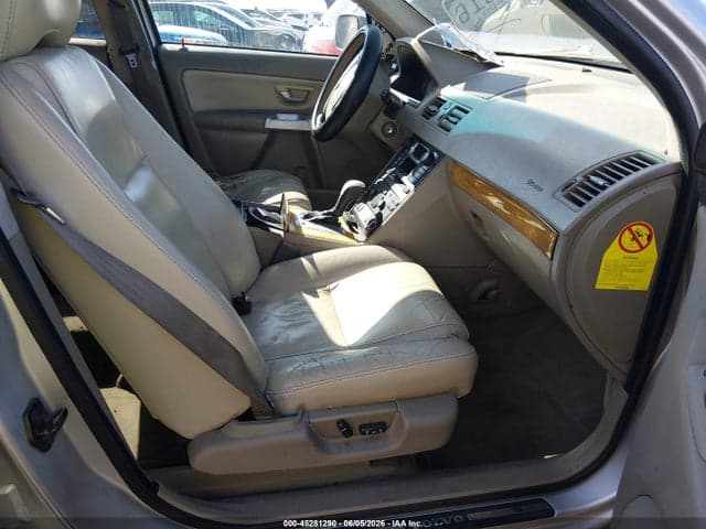 2004 VOLVO XC90 2.5T 5