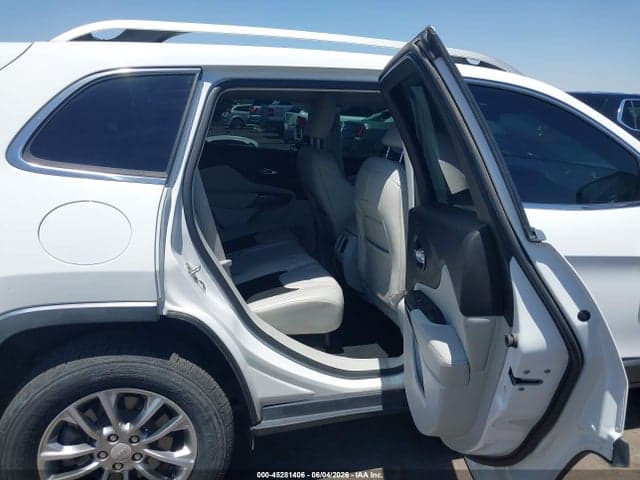 2020 JEEP CHEROKEE LATITUDE PLUS 4X4 9