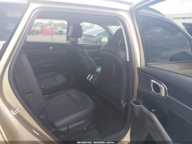 2021 KIA SORENTO SX 8
