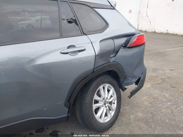 2023 TOYOTA COROLLA CROSS LE 6