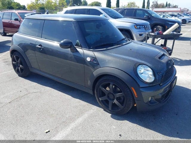 2013 MINI HARDTOP COOPER