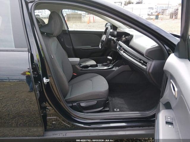2025 KIA K4 LXS 5